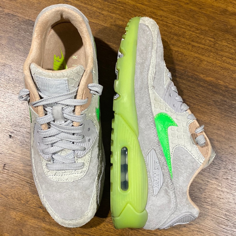 Nike Air Max 90 Premium ‘Species’